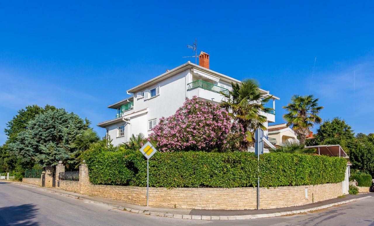 Apartments Zanetti 2 プーラ エクステリア 写真