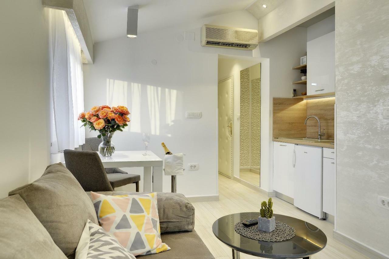 Apartments Zanetti 2 プーラ エクステリア 写真